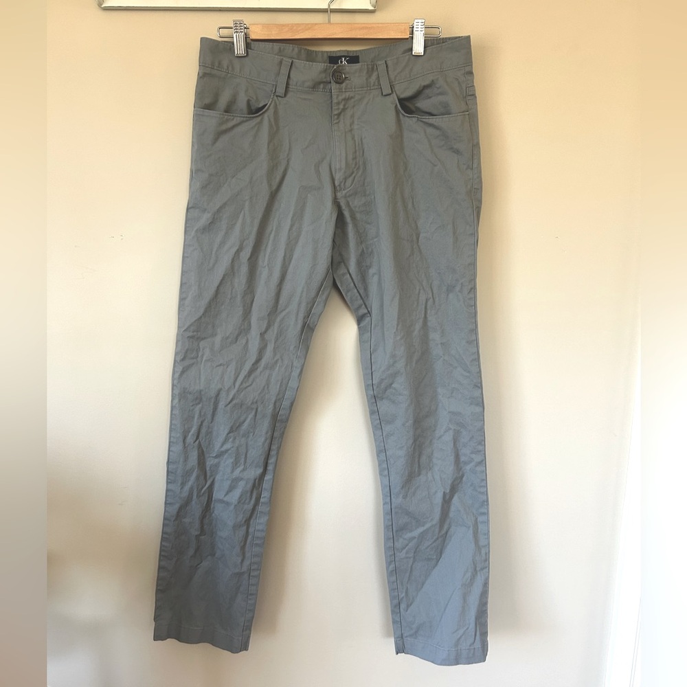 Men’s Calvin Kleins 32x32